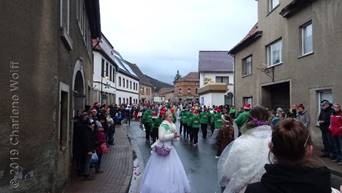 Spielmannszug beim Märchenumzug in Bad Bibra