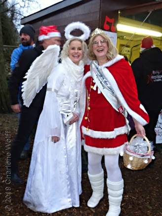 Charlene Wolff und Engel Tina Hösel