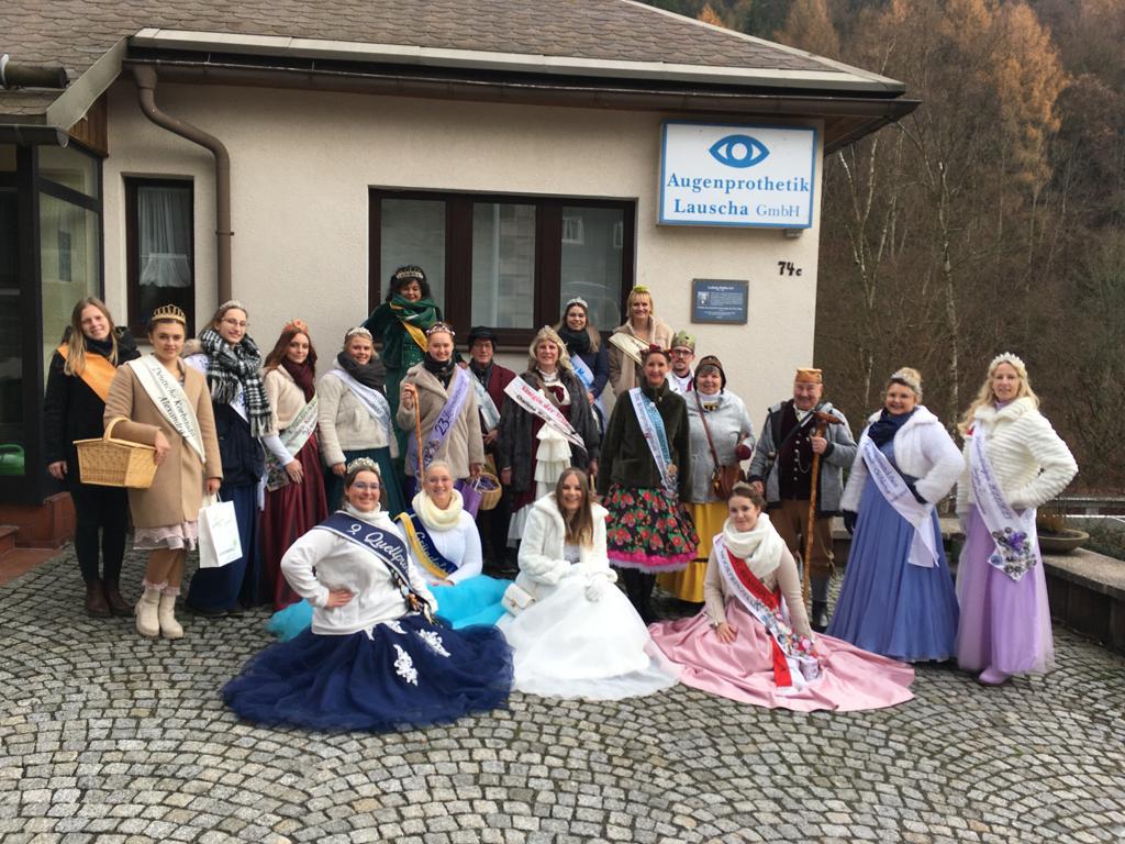 Vor dem Fachbetrieb für Augenprothetik in Lauscha